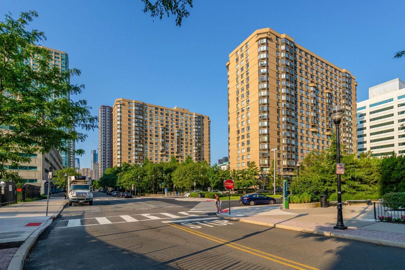 waterside square north apartment parking